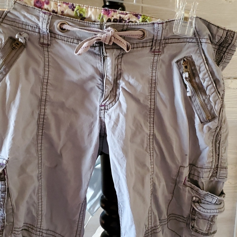 Capris - Picture 2 of 2